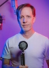 photo James Arnold Taylor (röst)